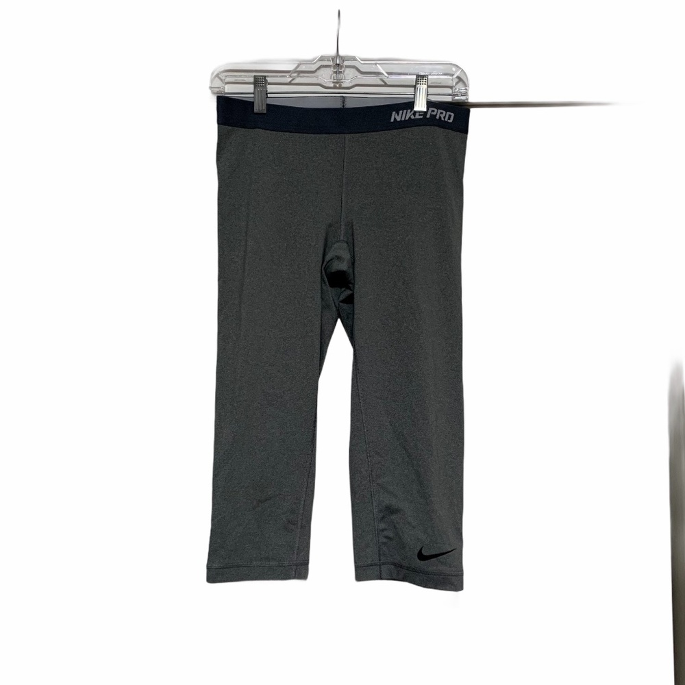 Nike Pro Cropped Leggings Base Layer in Grey MD